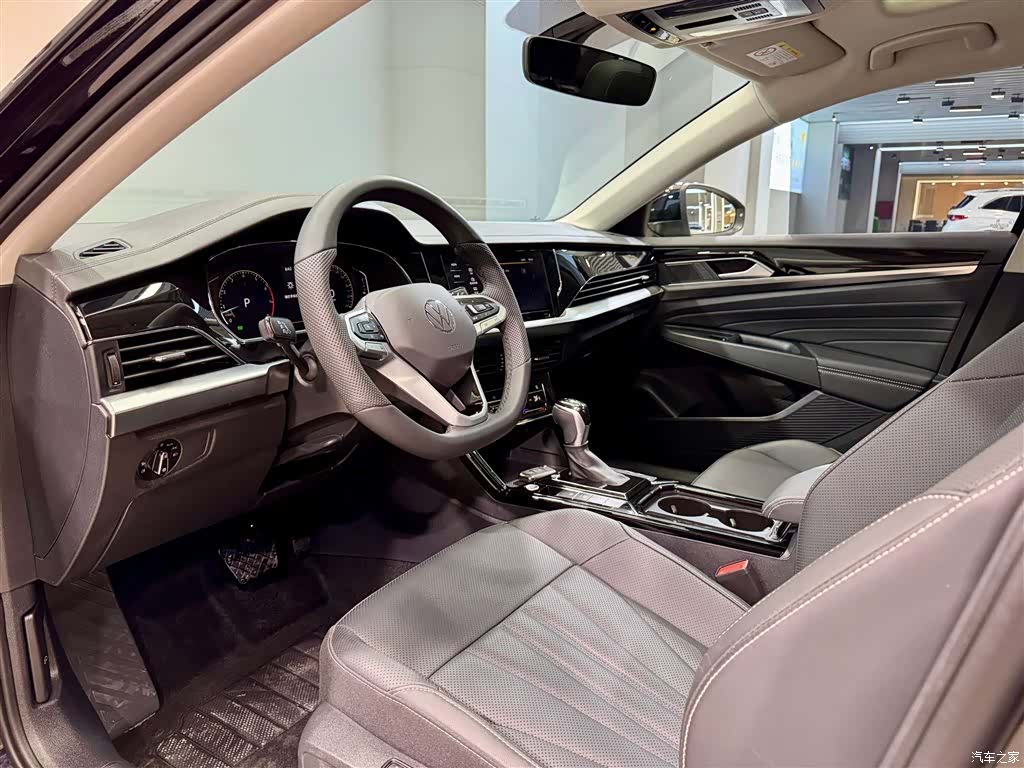 Volkswagen Passat, 2025 17