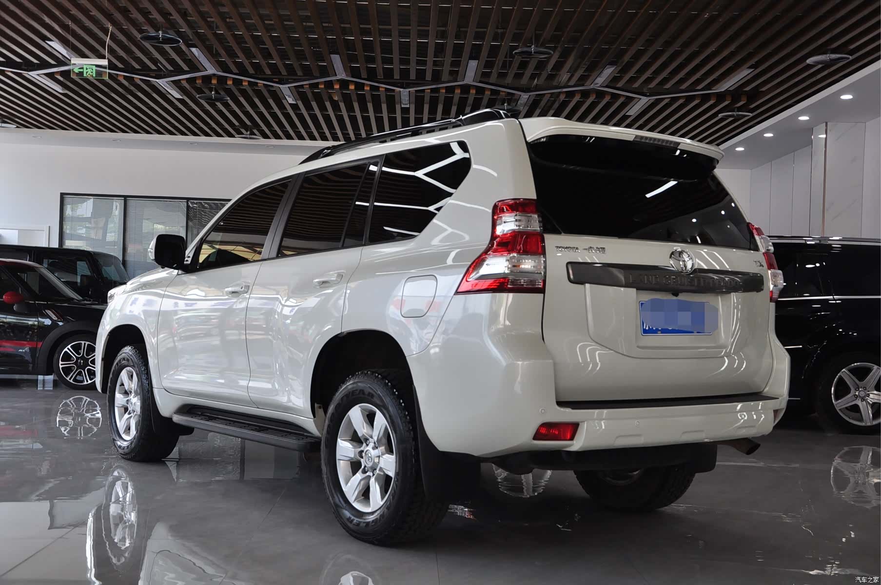 Toyota Prado, 2015 4