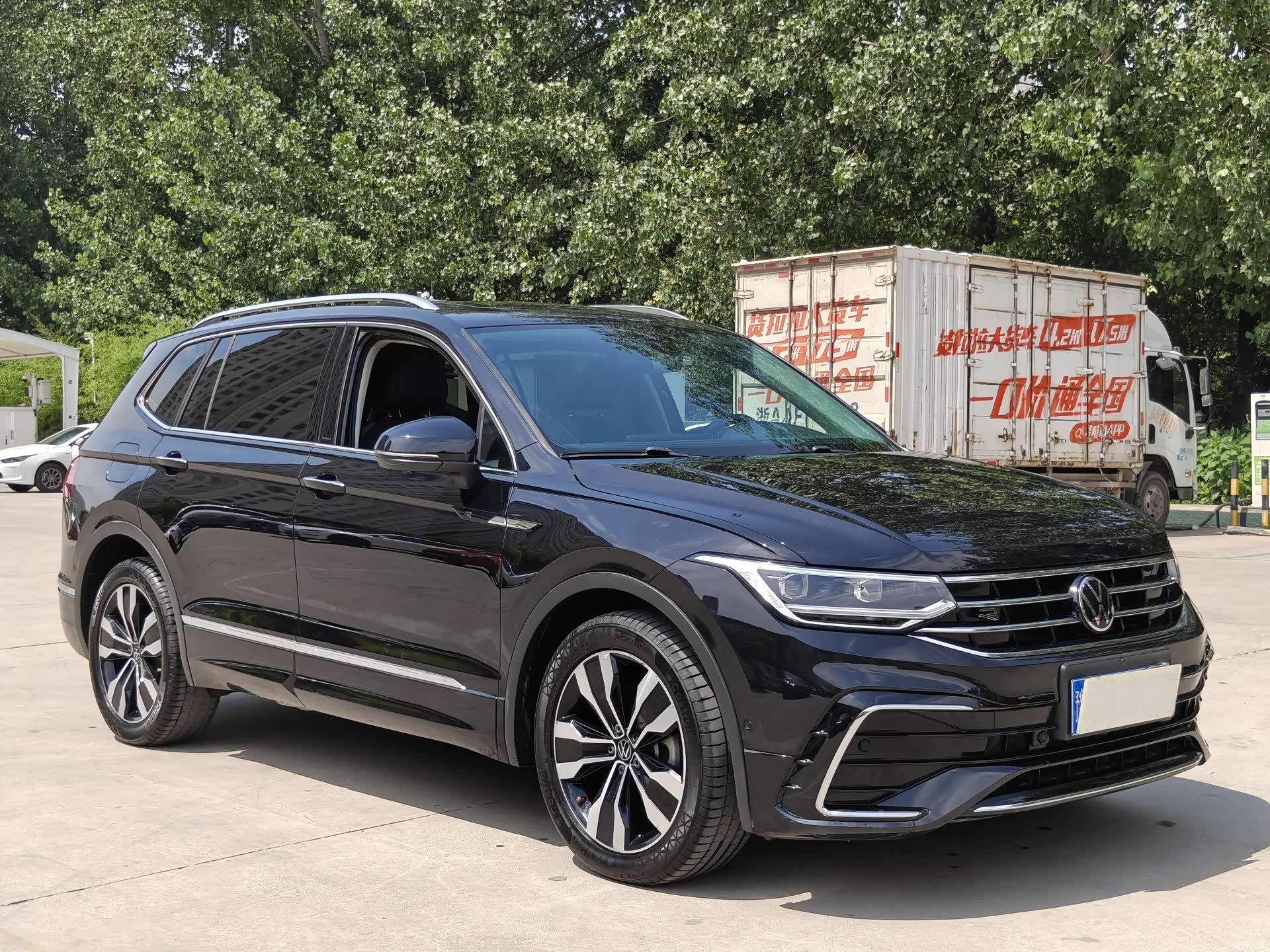 Volkswagen Tiguan L, 2023 3