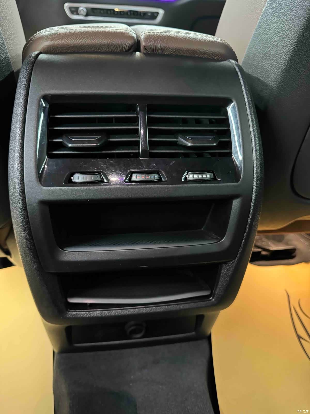 BMW X6, 2020 12