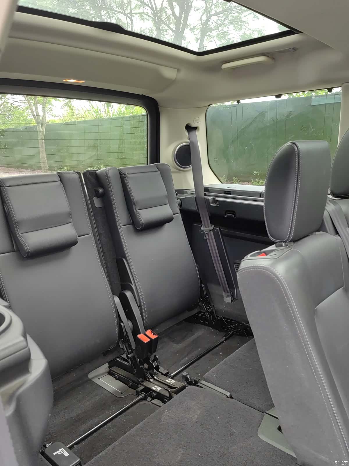 Land Rover Discovery, 2016 8