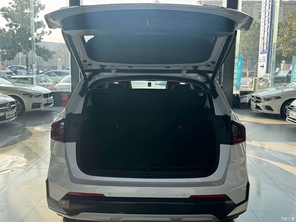 BMW X1, 2023 11