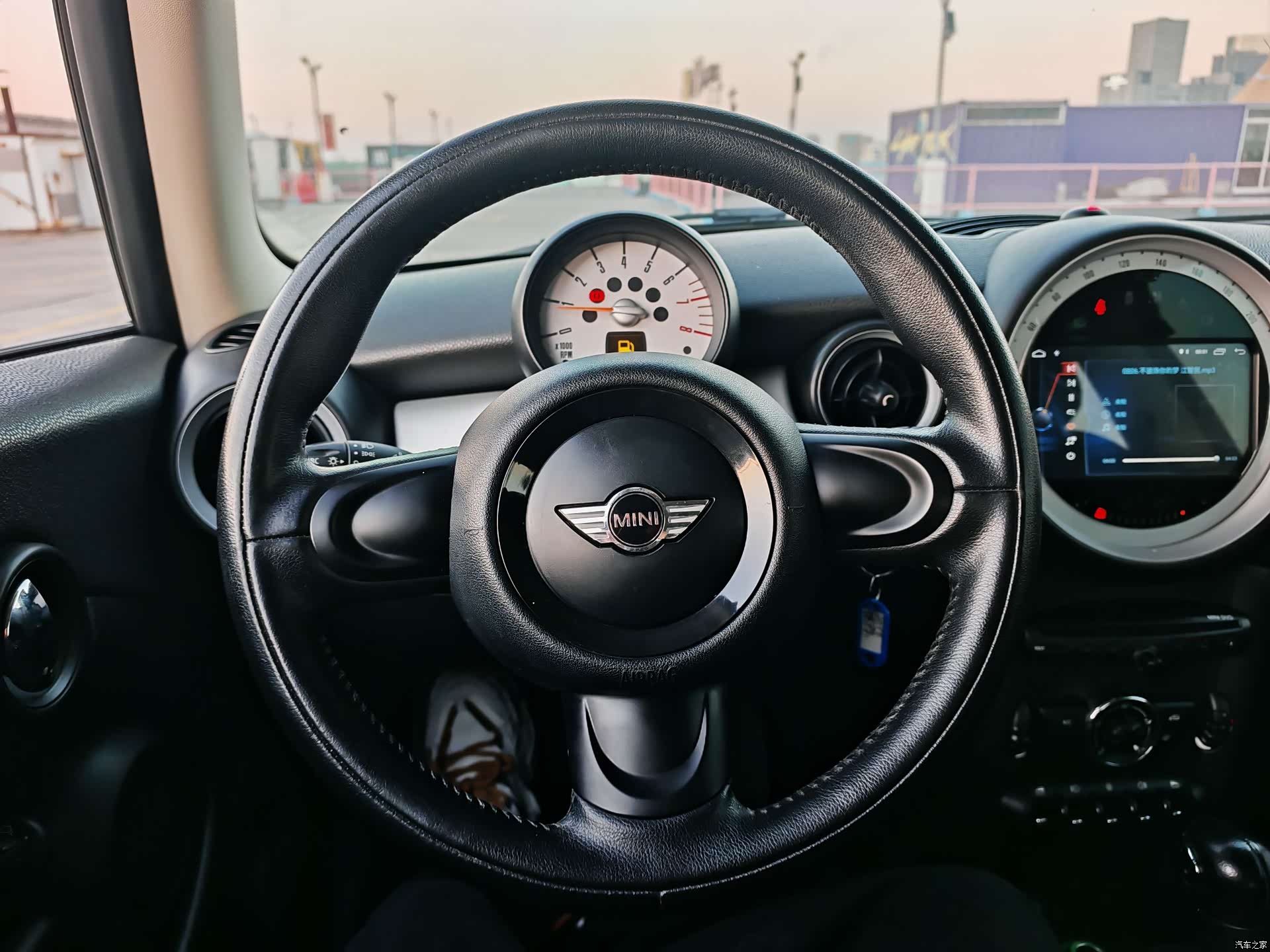 Mini ONE, 2014 13