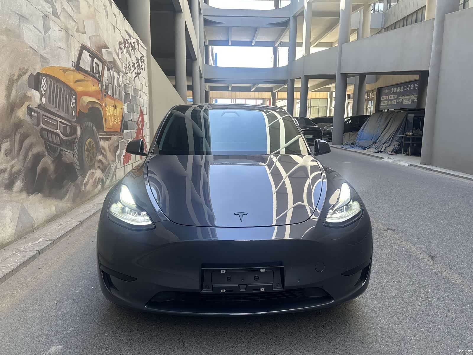 Tesla Model Y, 2023 2