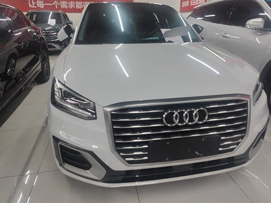 Audi Q2L