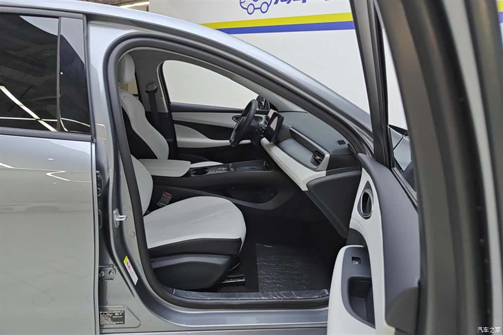 BYD Seal, 2025 8