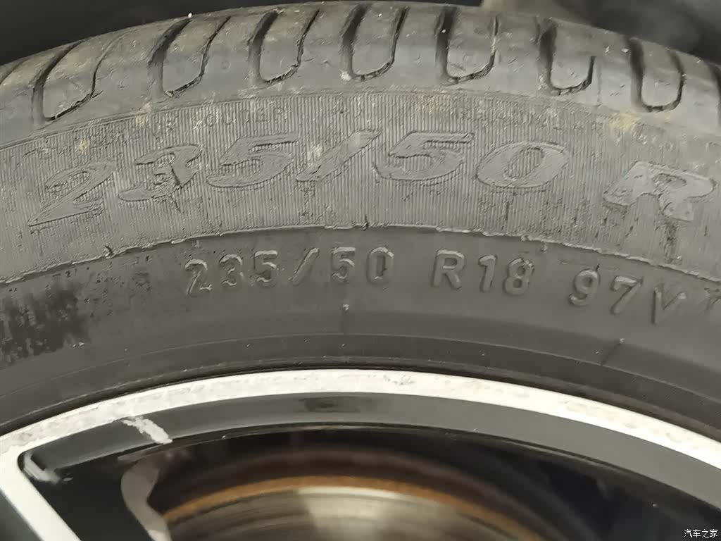 Mercedes-Benz GLA, 2019 24