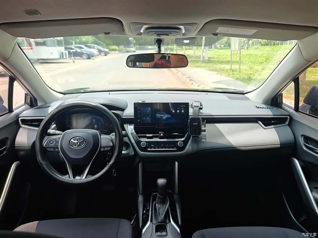 Toyota Frontlander, 2024 16