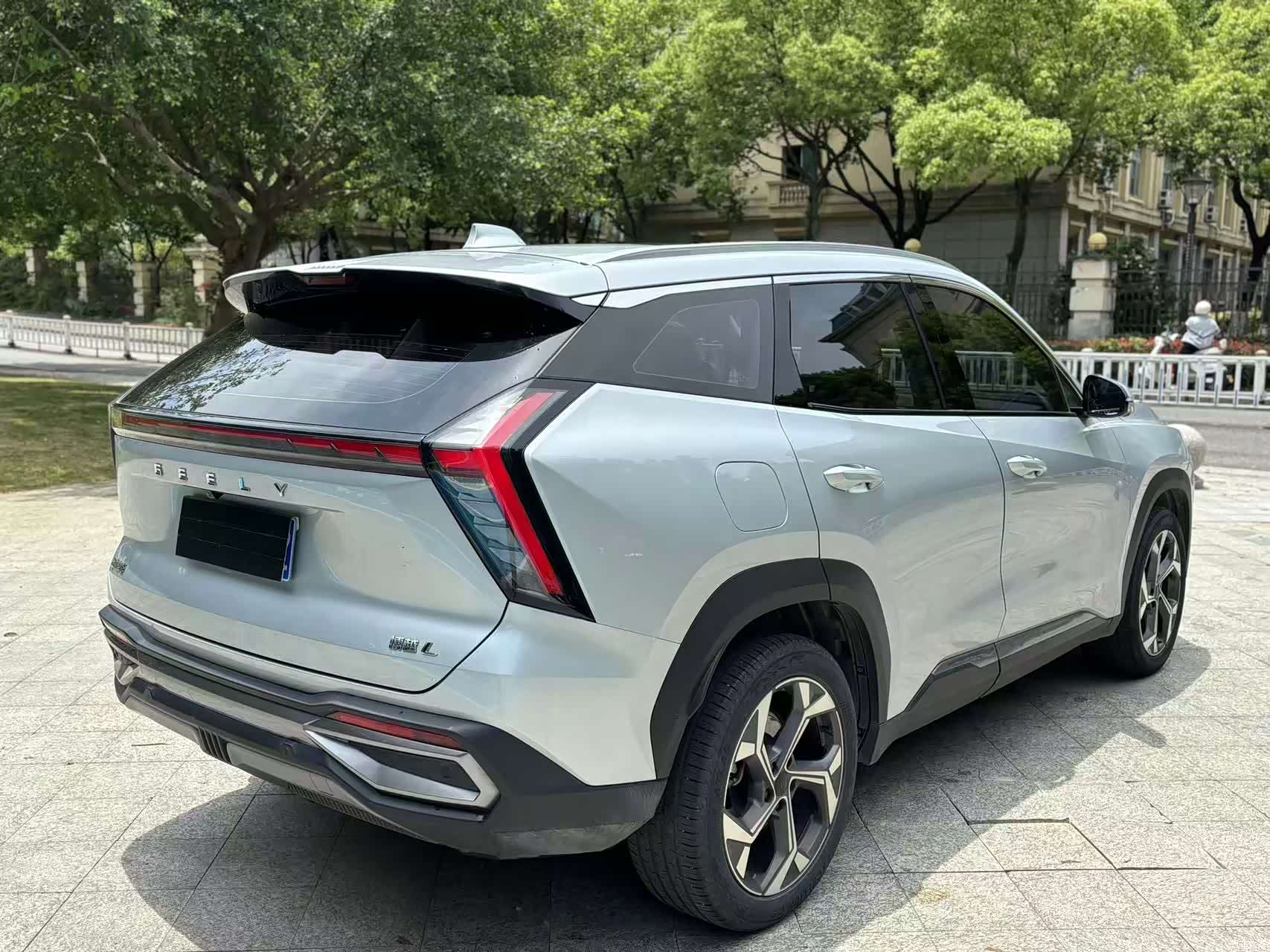 Geely Boyue, 2022 12