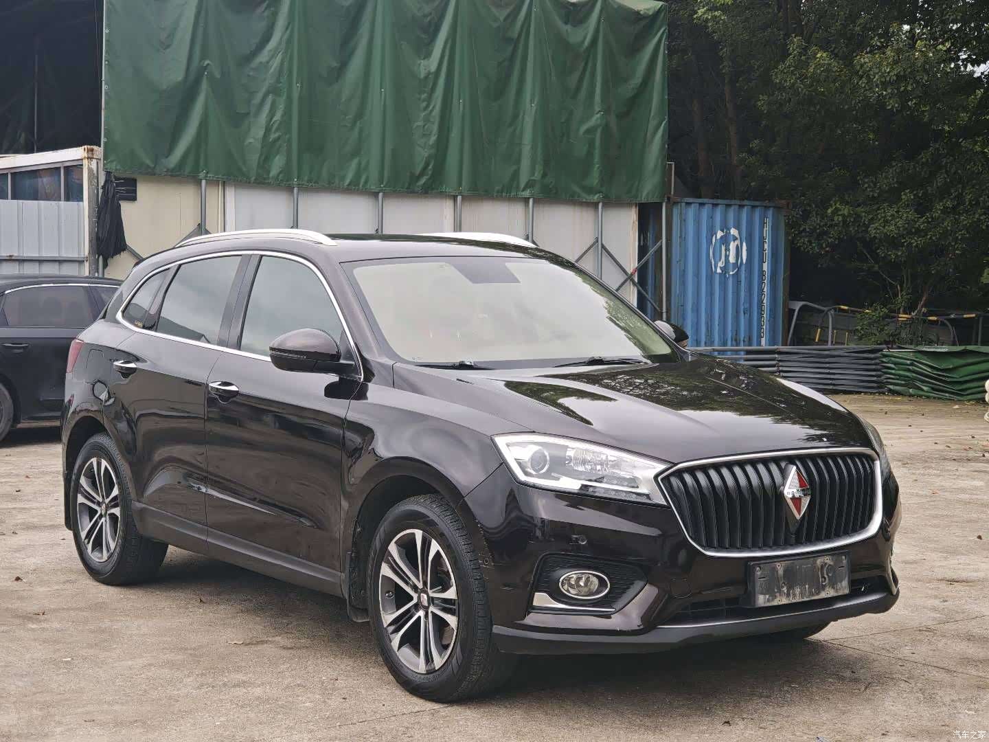 Borgward BX7, 2017 3