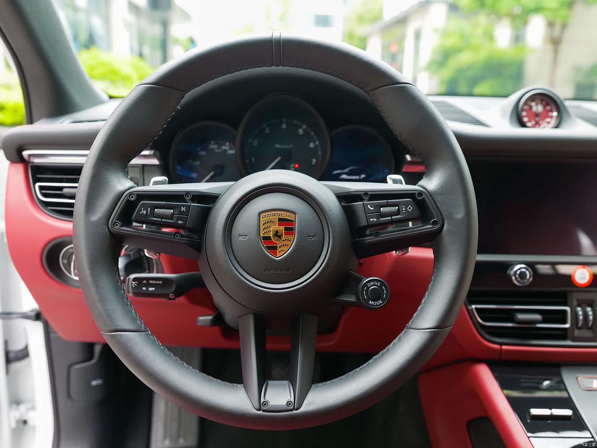 Porsche Macan, 2021 все фото