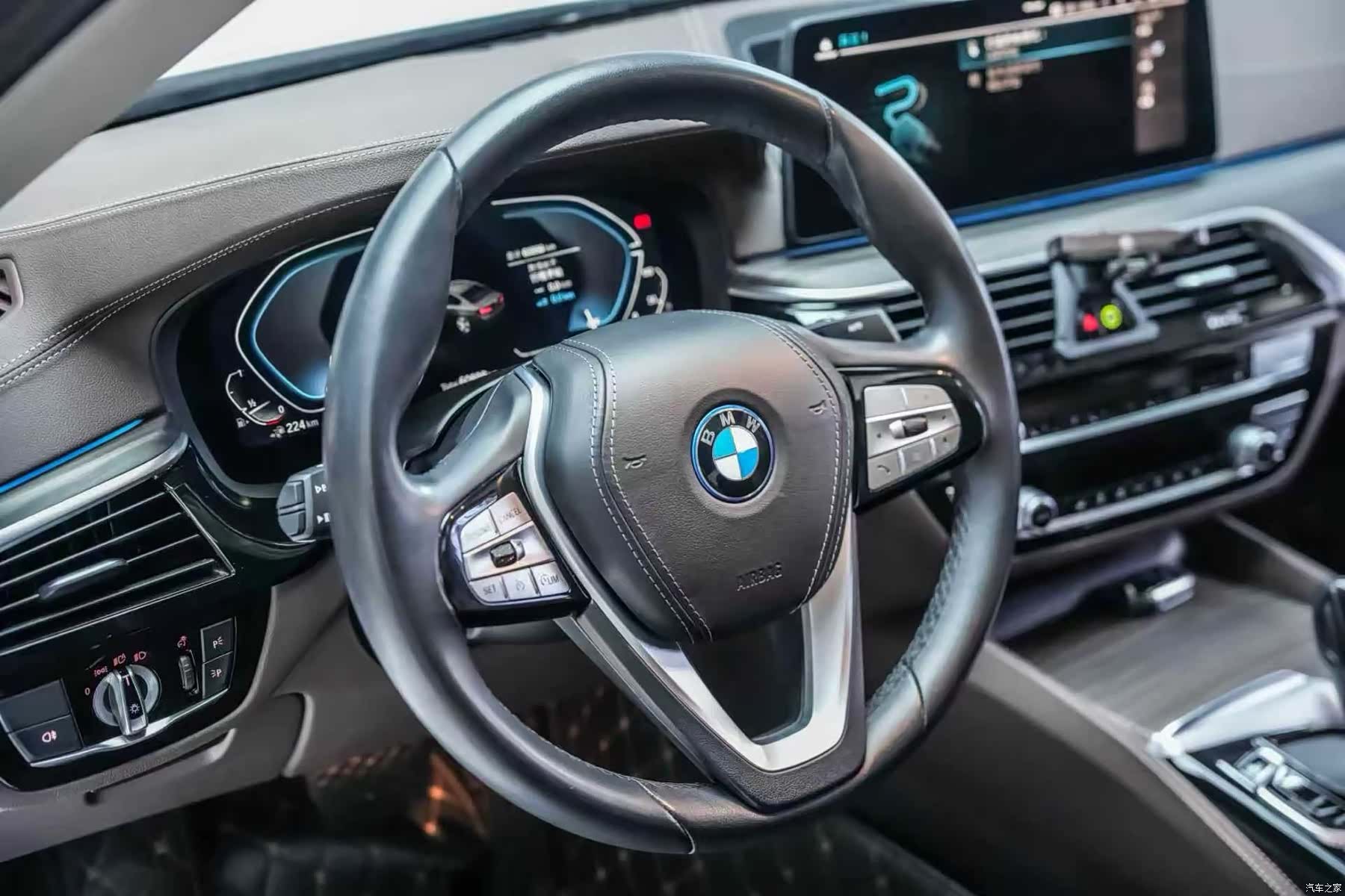 BMW 5 Series, 2022 3