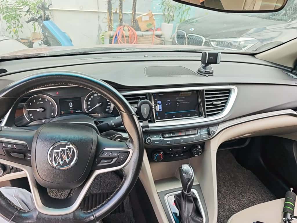 Buick V, 2019 10