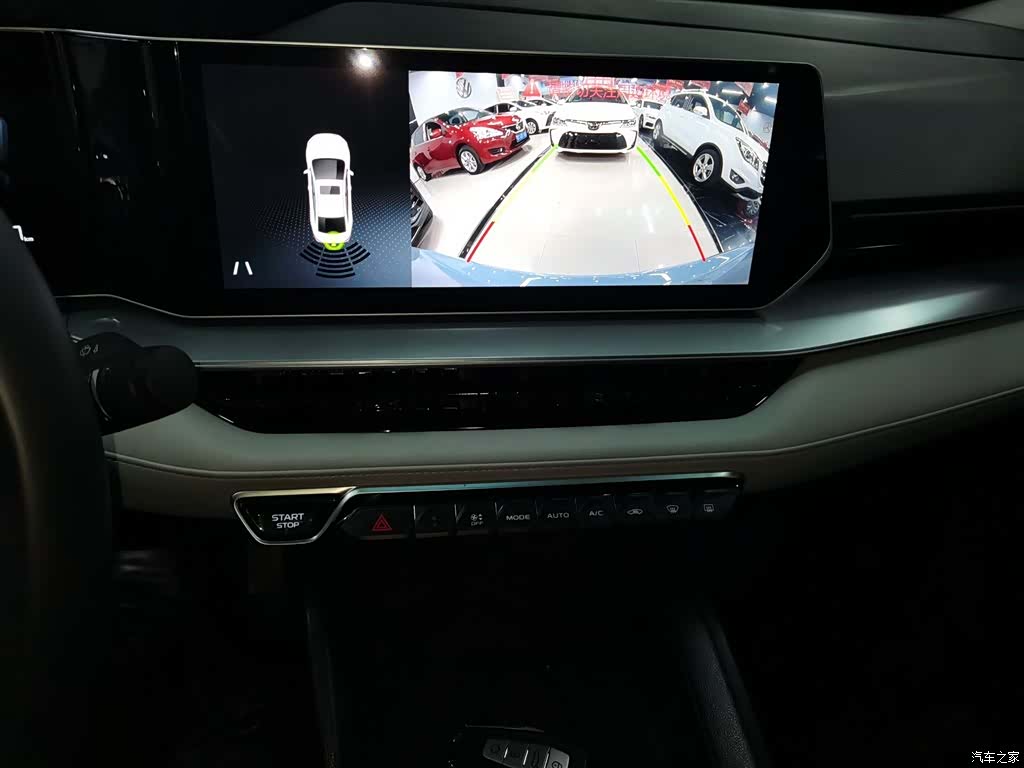 Geely Binray, 2025 13