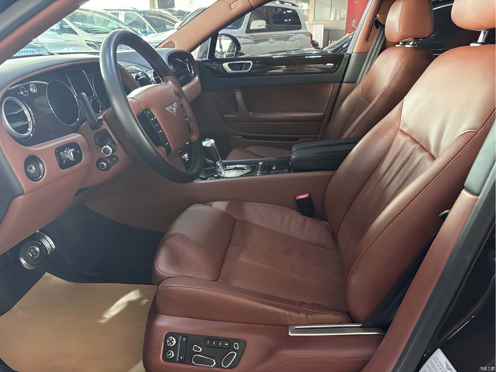 Bentley Flying Spur, 2010 4