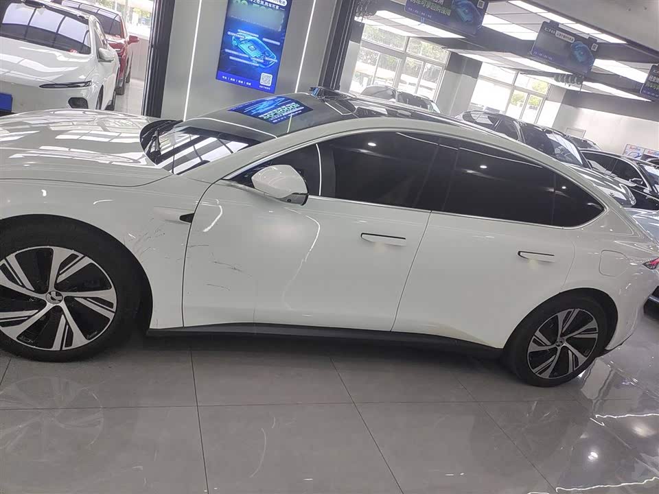 NIO ET5 NIO ET5