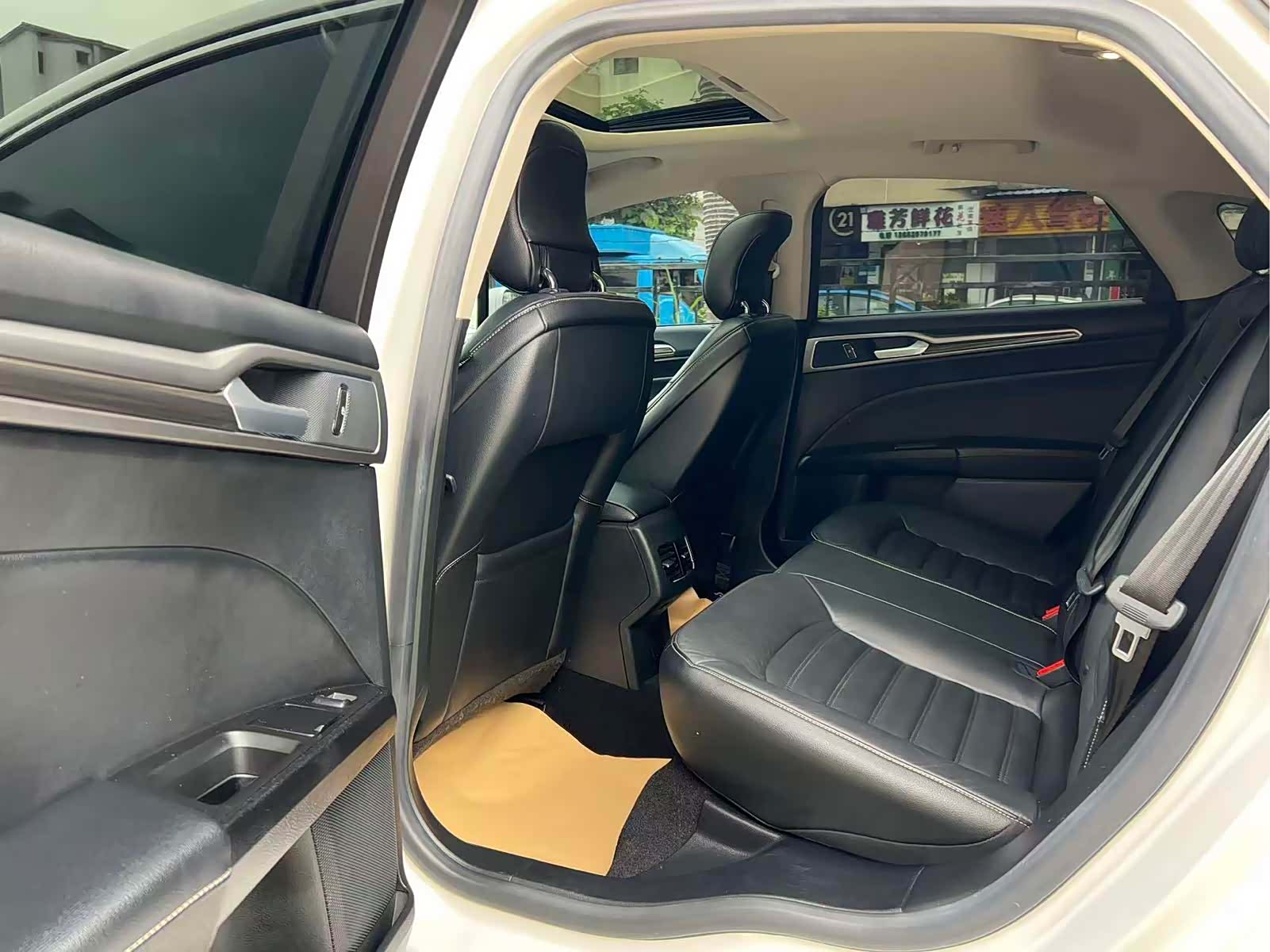 Ford Mondeo, 2018 10