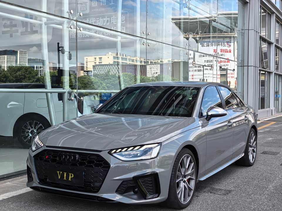 Audi S4 Audi S4