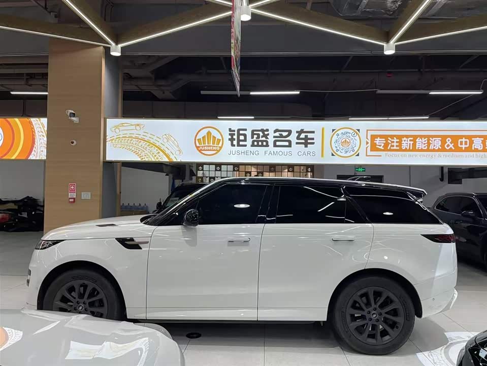 Land Rover Range Rover Sport Land Rover Range Rover Sport