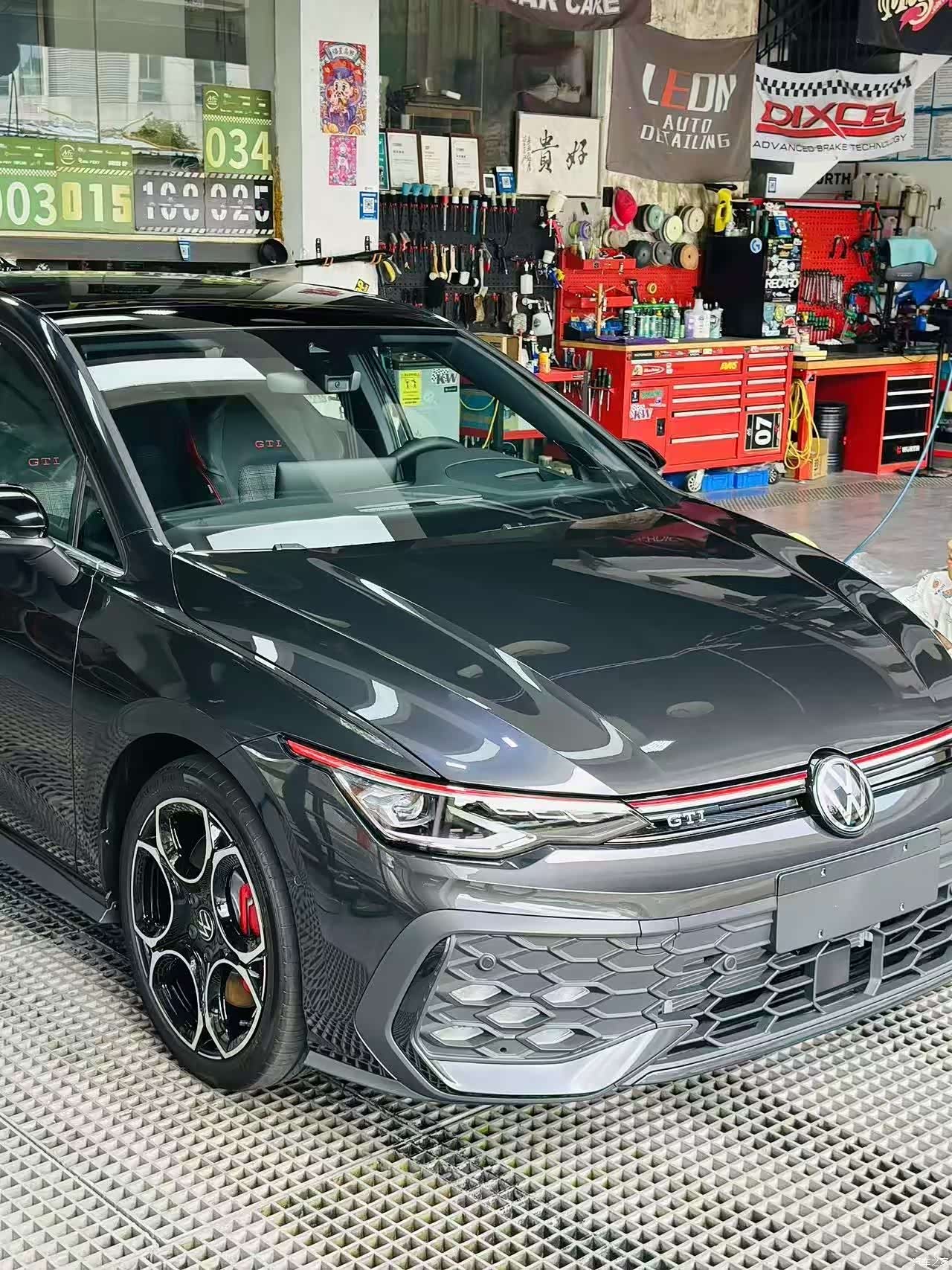 Volkswagen Golf, 2025 2