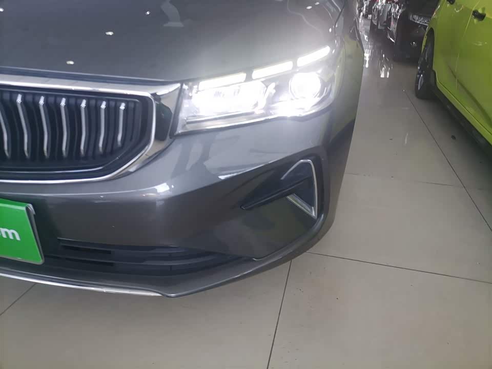 Geely Emgrand Geely Emgrand