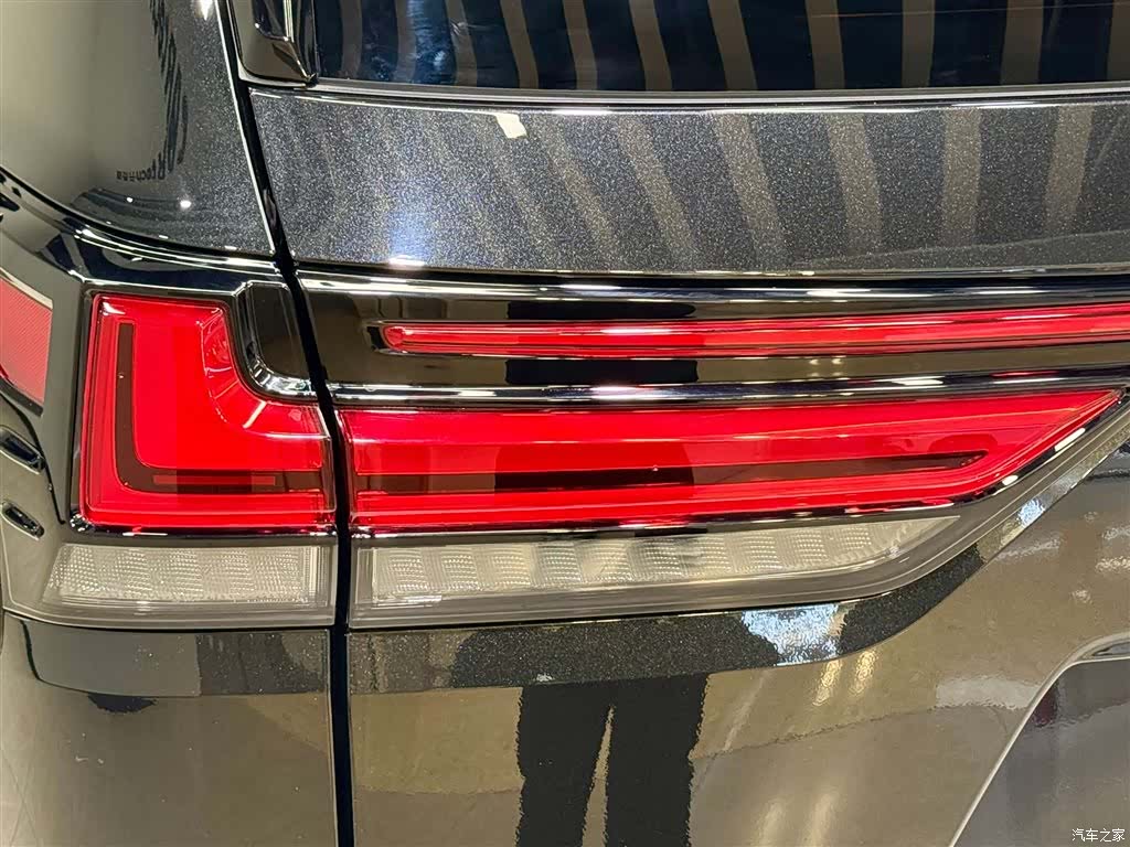 Lexus LX, 2025 9