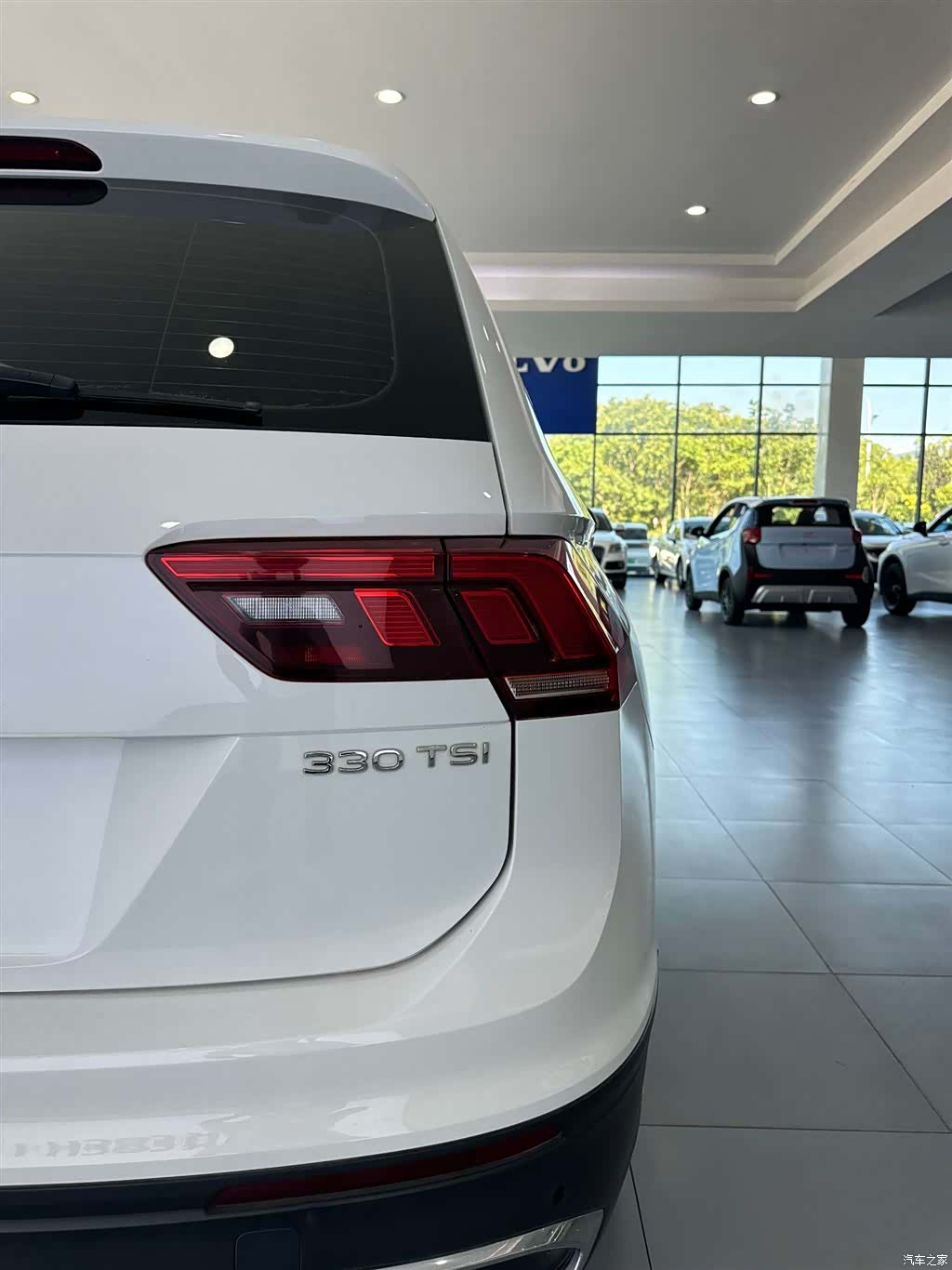 Volkswagen Tiguan L, 2022 все фото