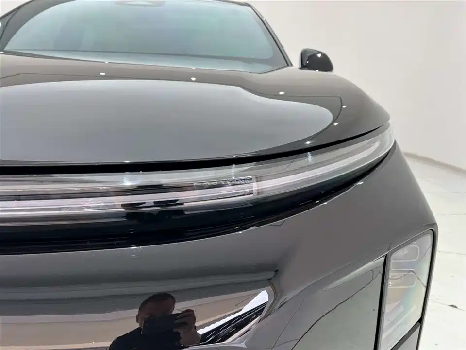 Li Auto Ideal L6