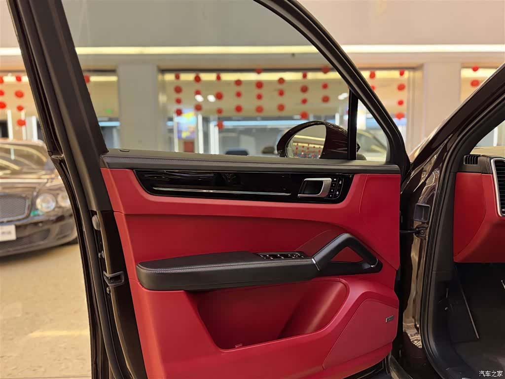 Porsche Cayenne, 2021 13