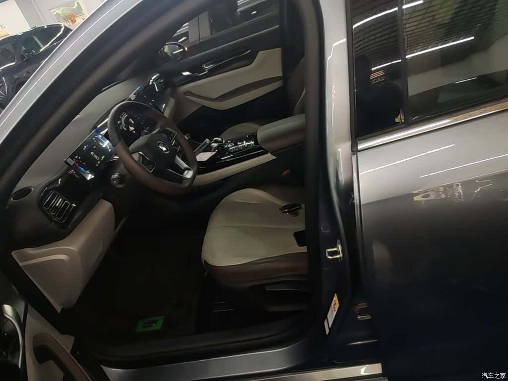 BYD Qin, 2025 15