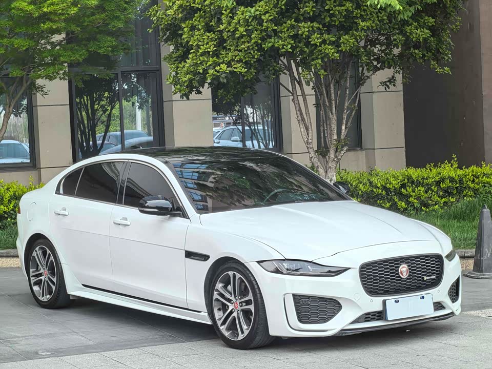 Jaguar XEL