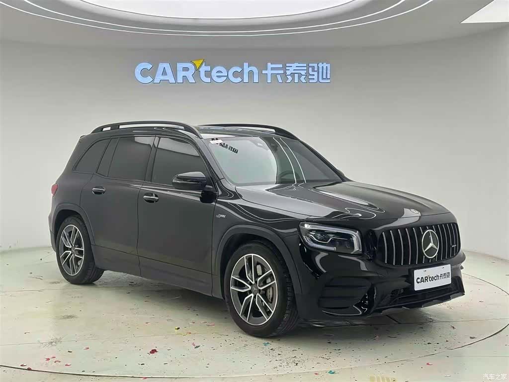 Mercedes-Benz GLB, 2023 2