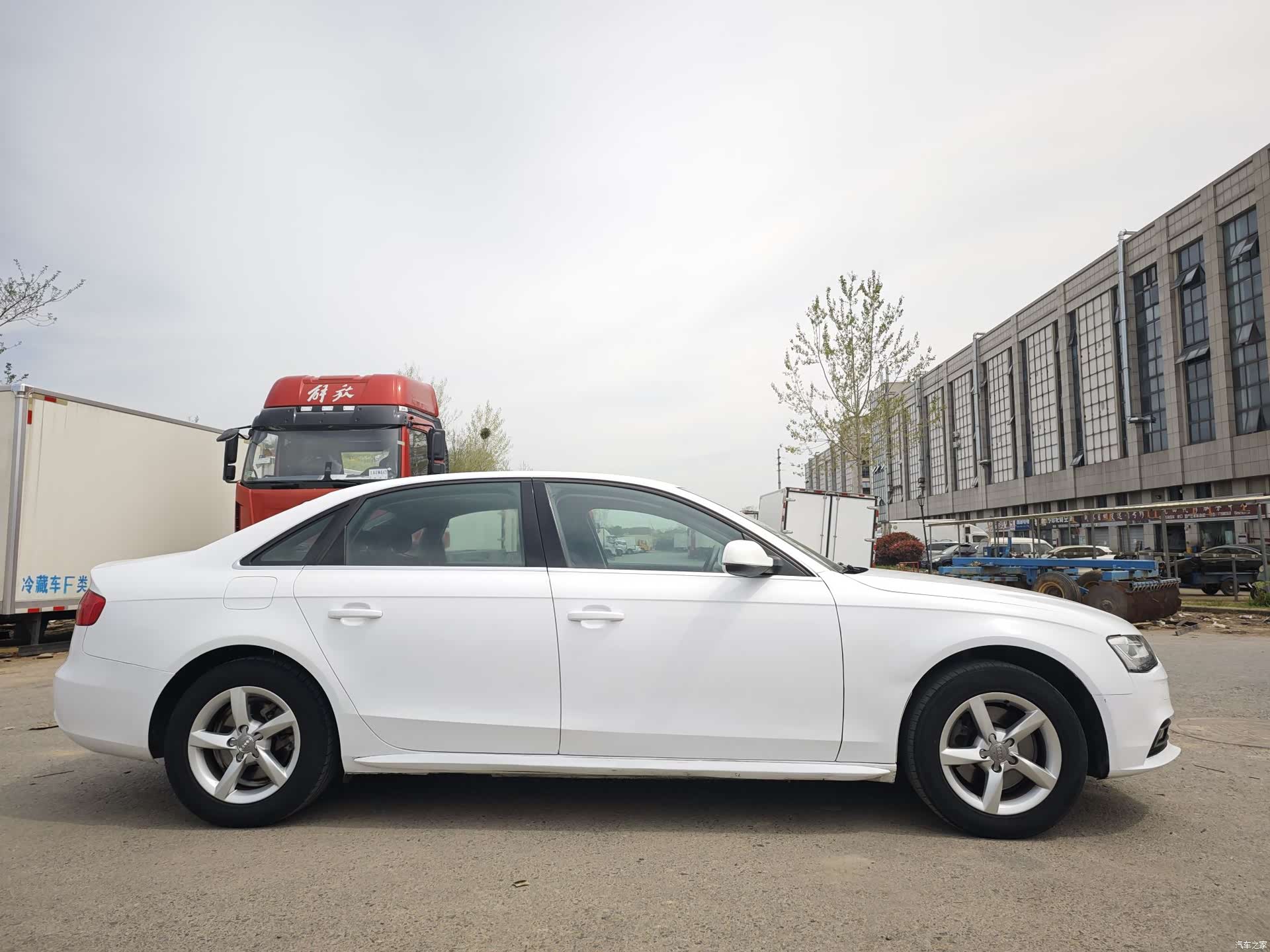 Audi A4L, 2012 14