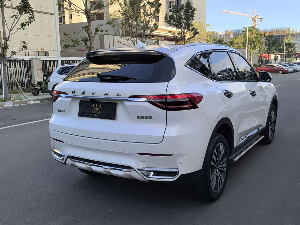 Haval F7