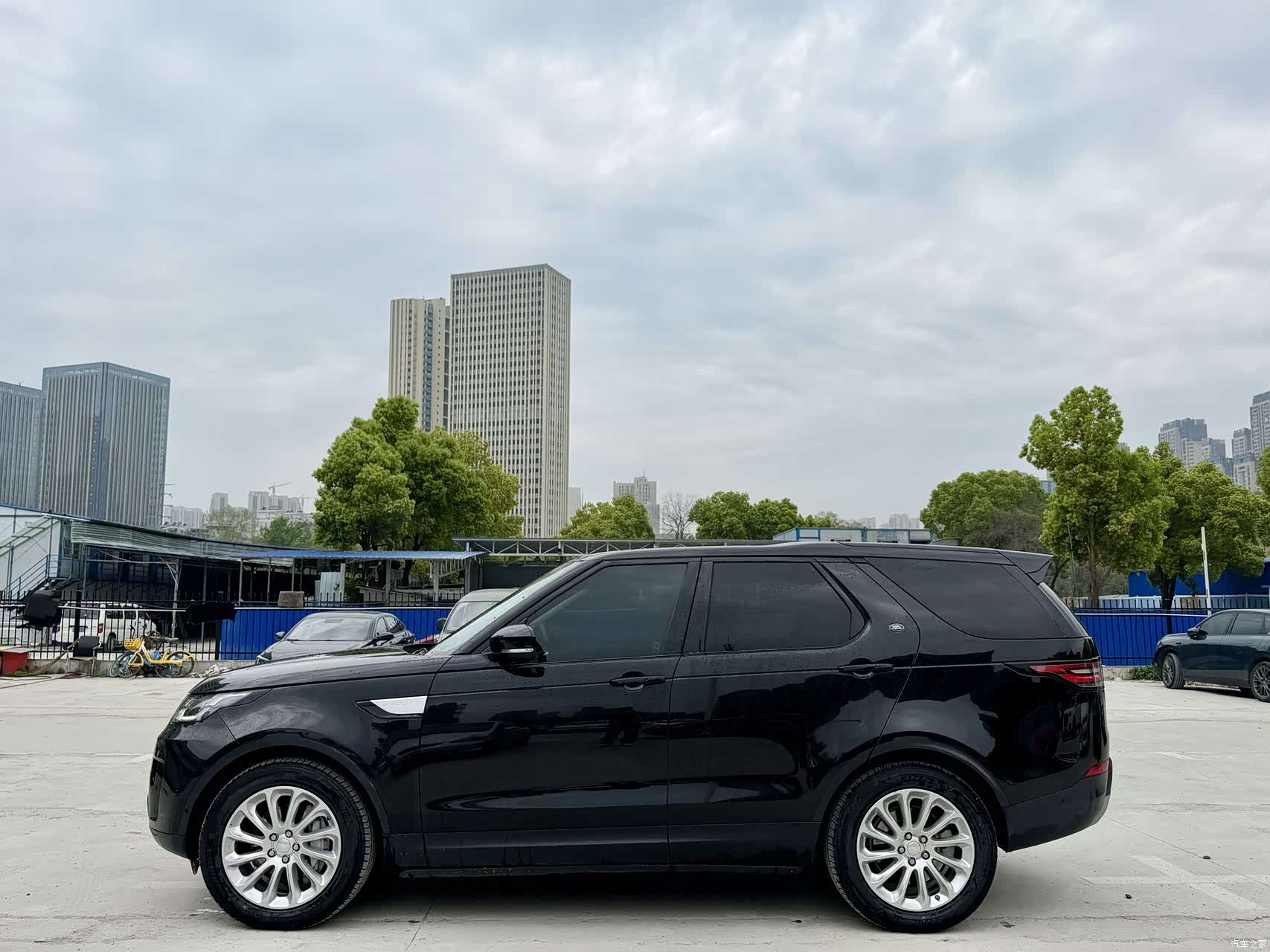 Land Rover Discovery, 2020 все фото