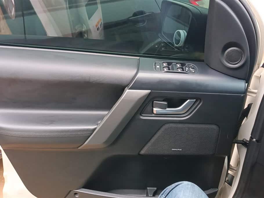 Land Rover Freelander 2