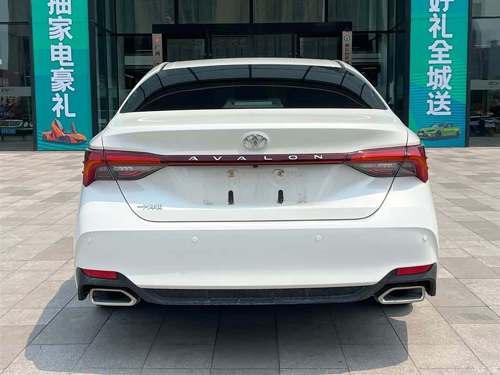 Toyota Avalon, 2020 все фото
