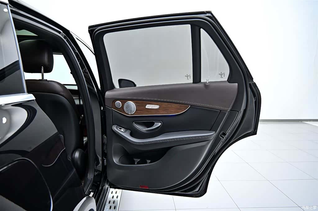 Mercedes-Benz GLC, 2021 21