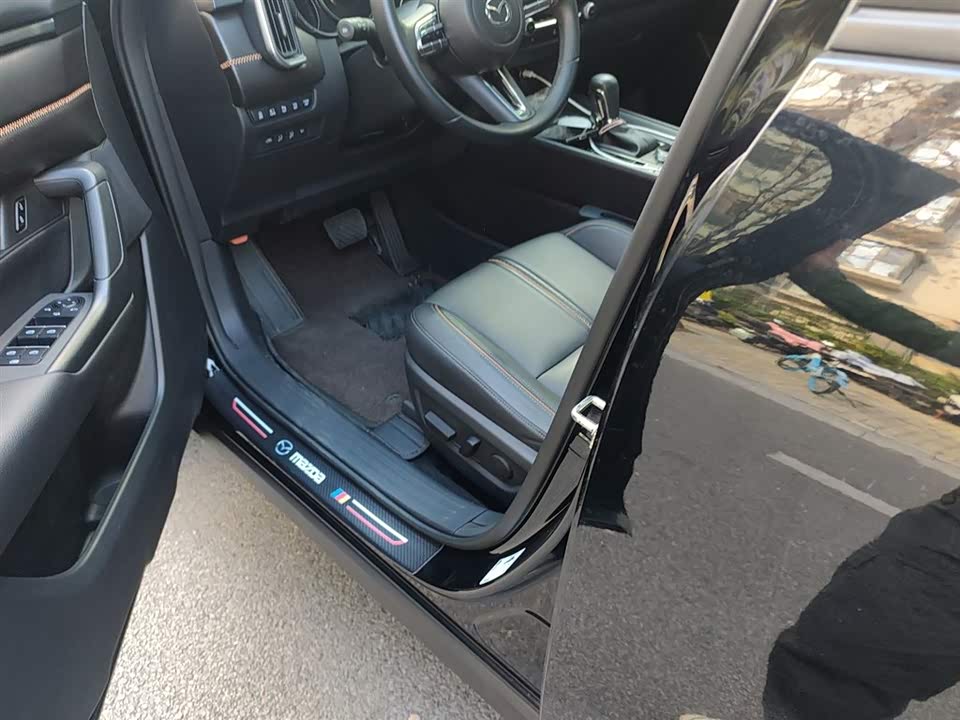 Mazda CX-50 line also