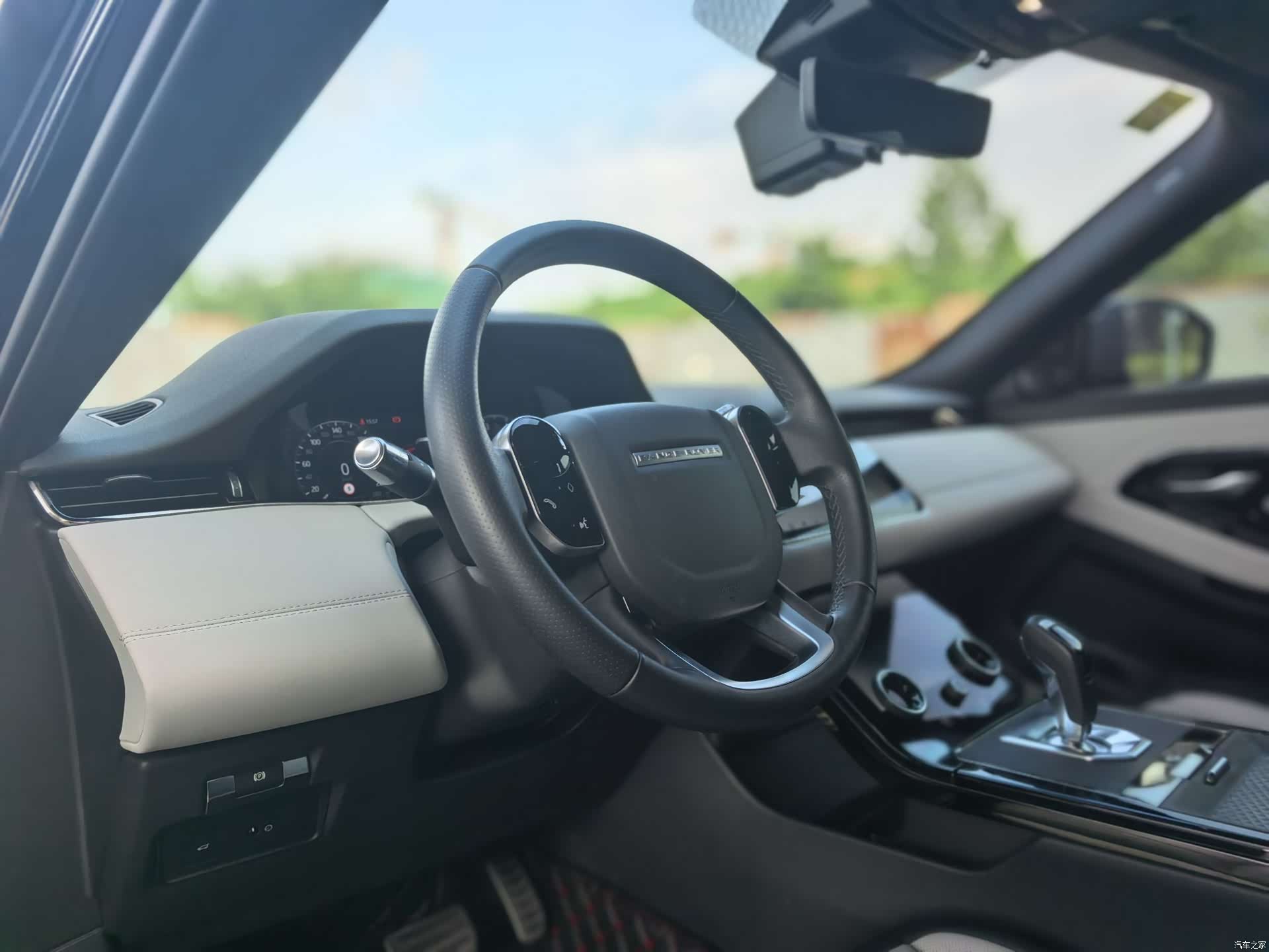 Land Rover Range Rover, 2020 все фото