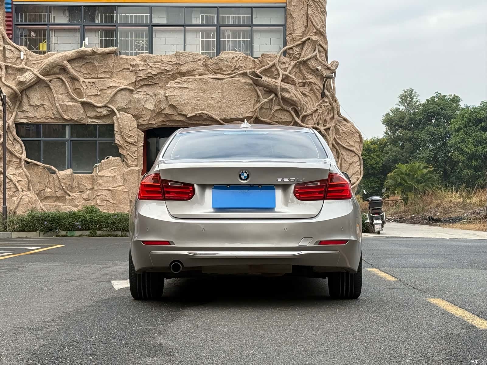 BMW 3 Series, 2015 6