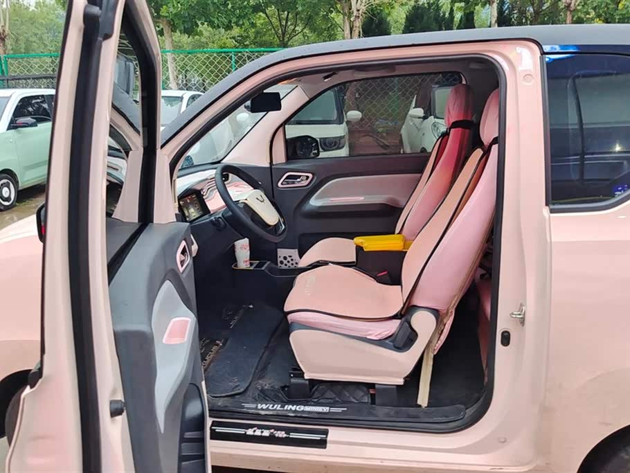 Wuling Hongguang MINIEV Wuling Hongguang MINIEV