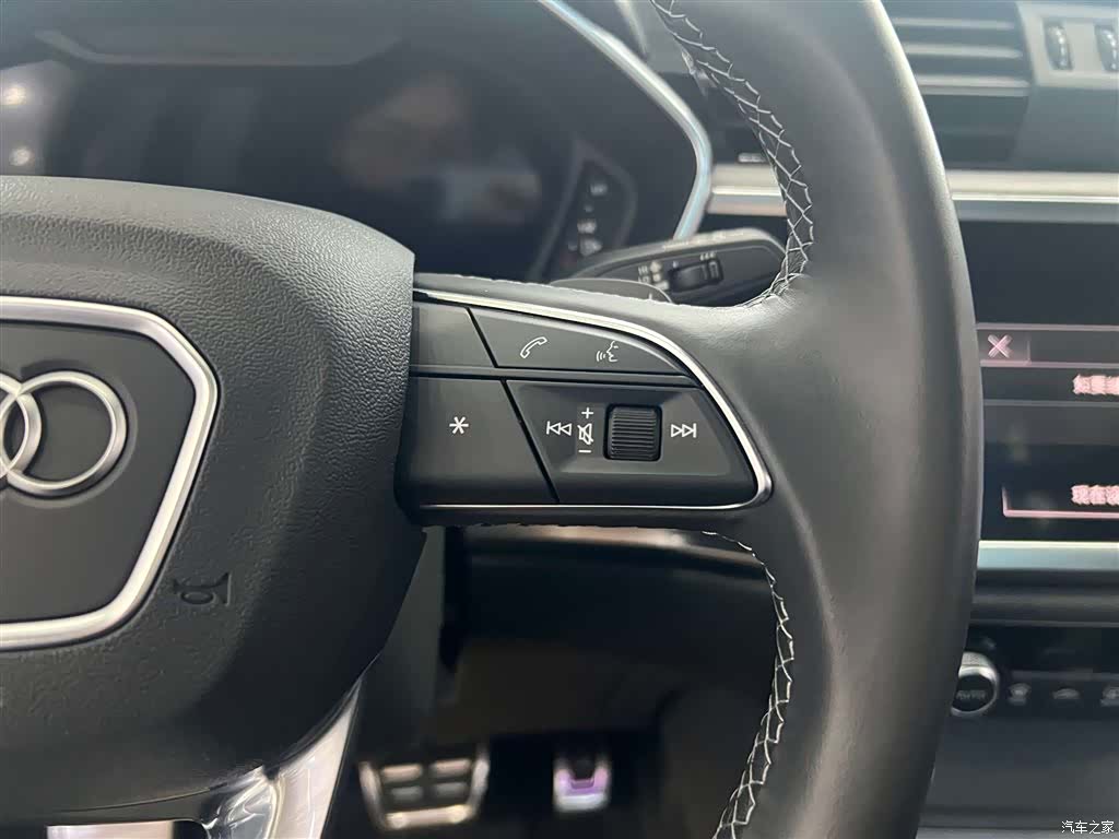 Audi Q3, 2024 9