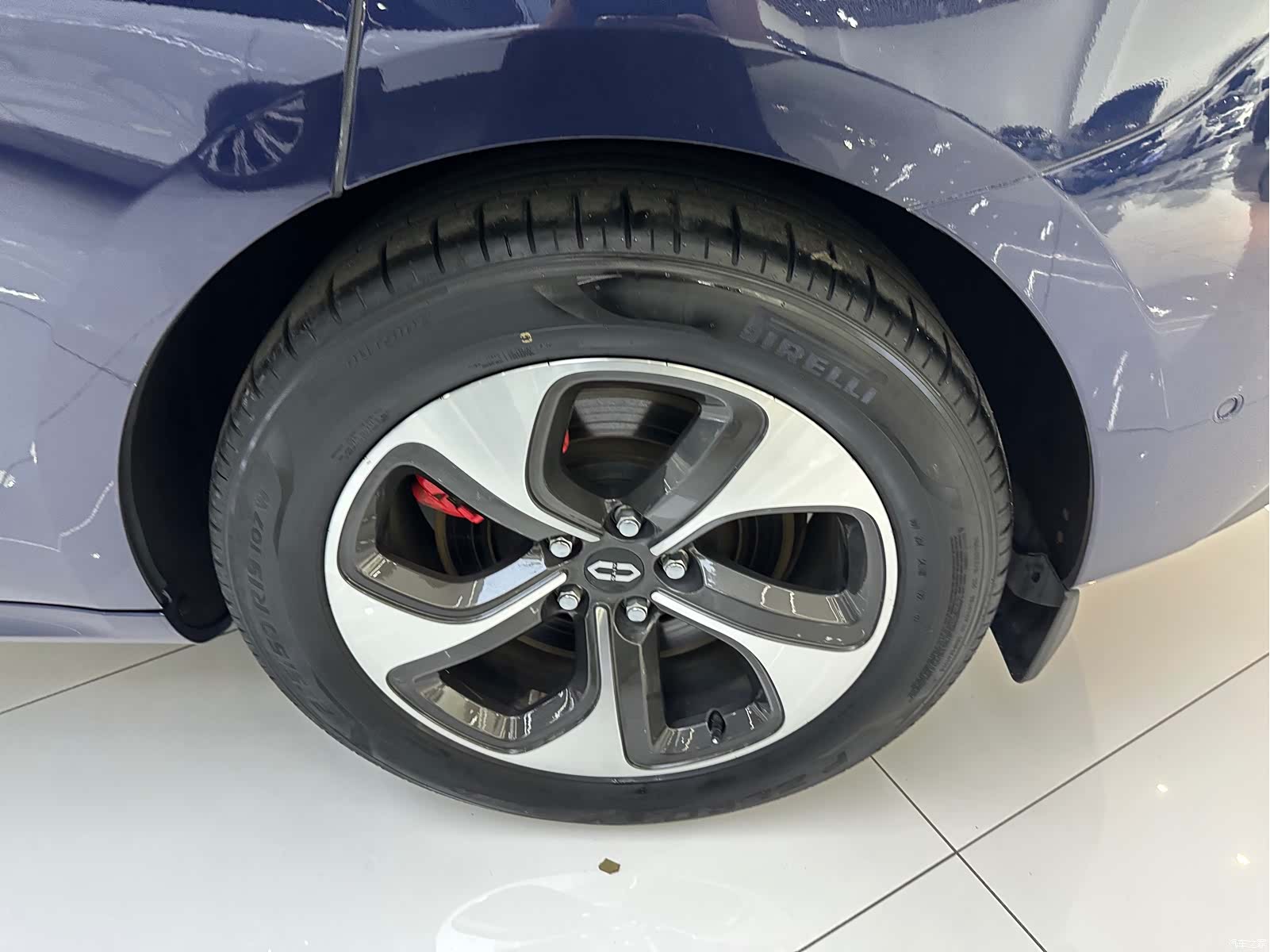 AITO M5, 2022 26