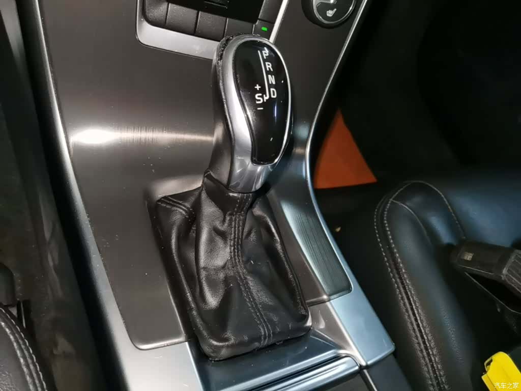 Volvo XC60, 2014 14