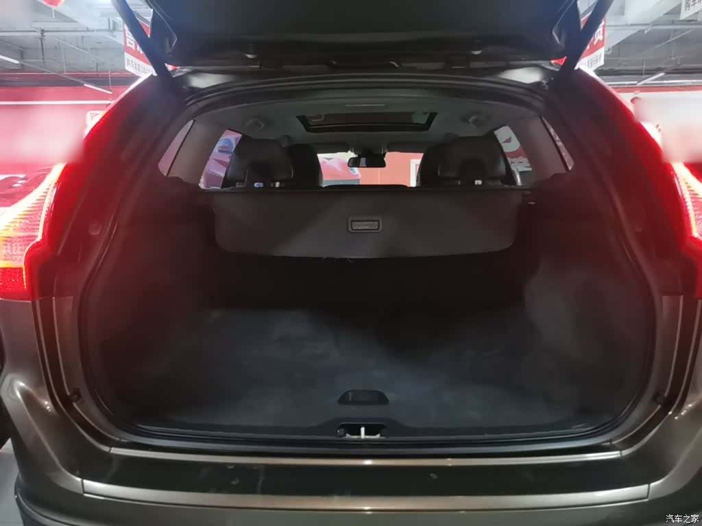 Volvo XC60, 2014 19