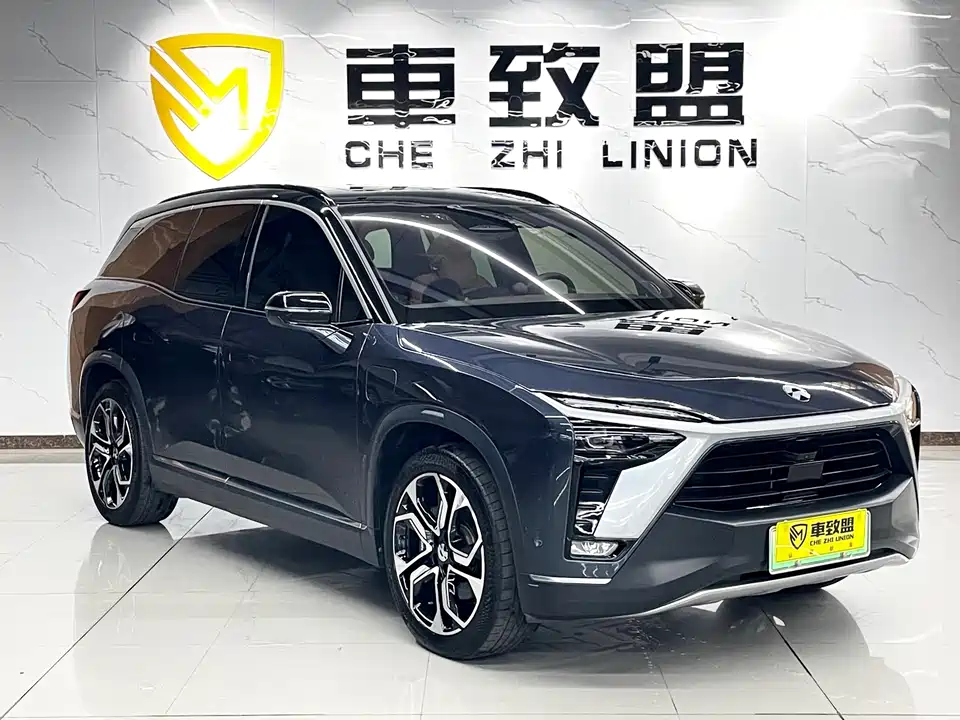 NIO ES8