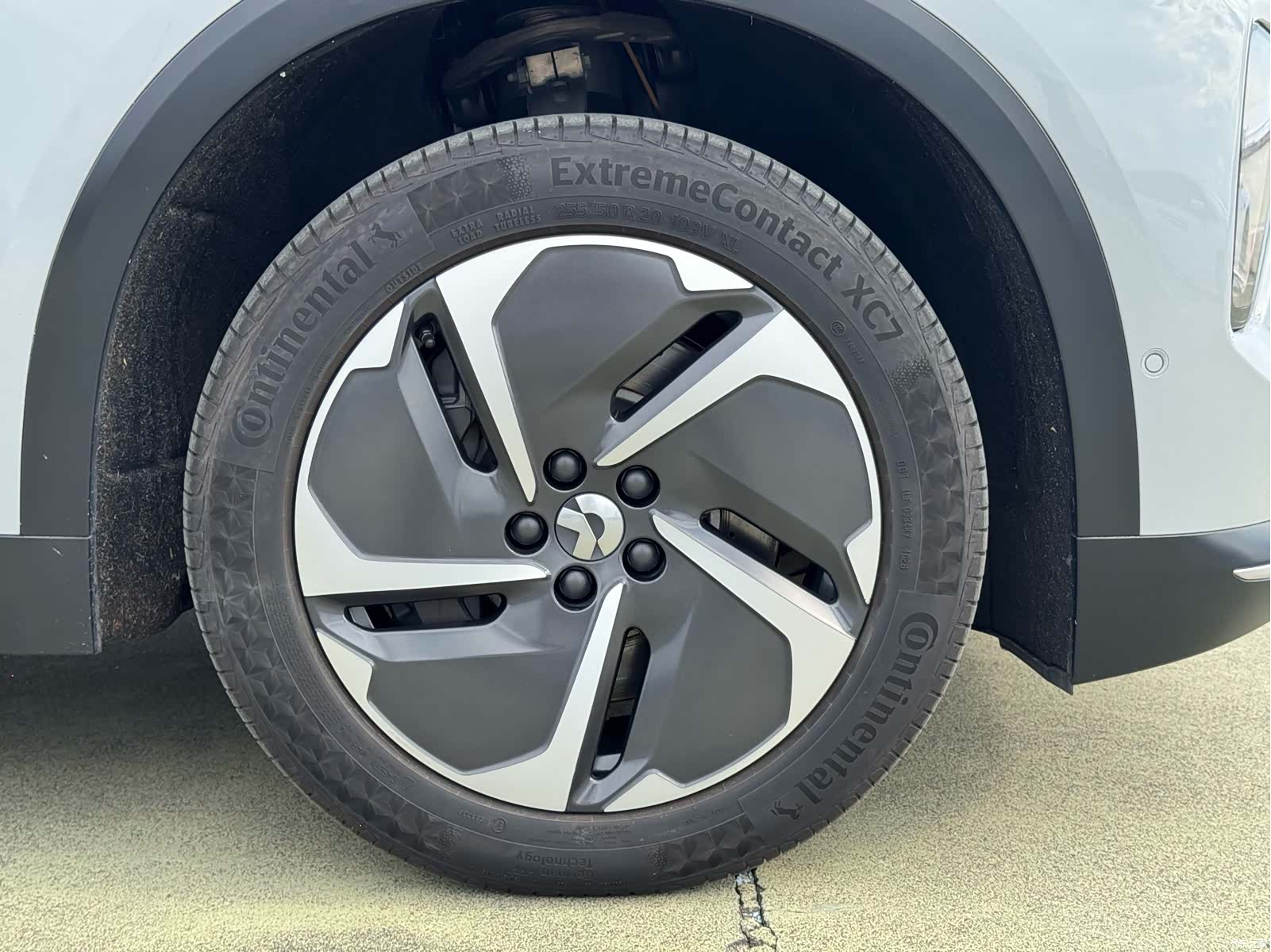 NIO ES8, 2023 9
