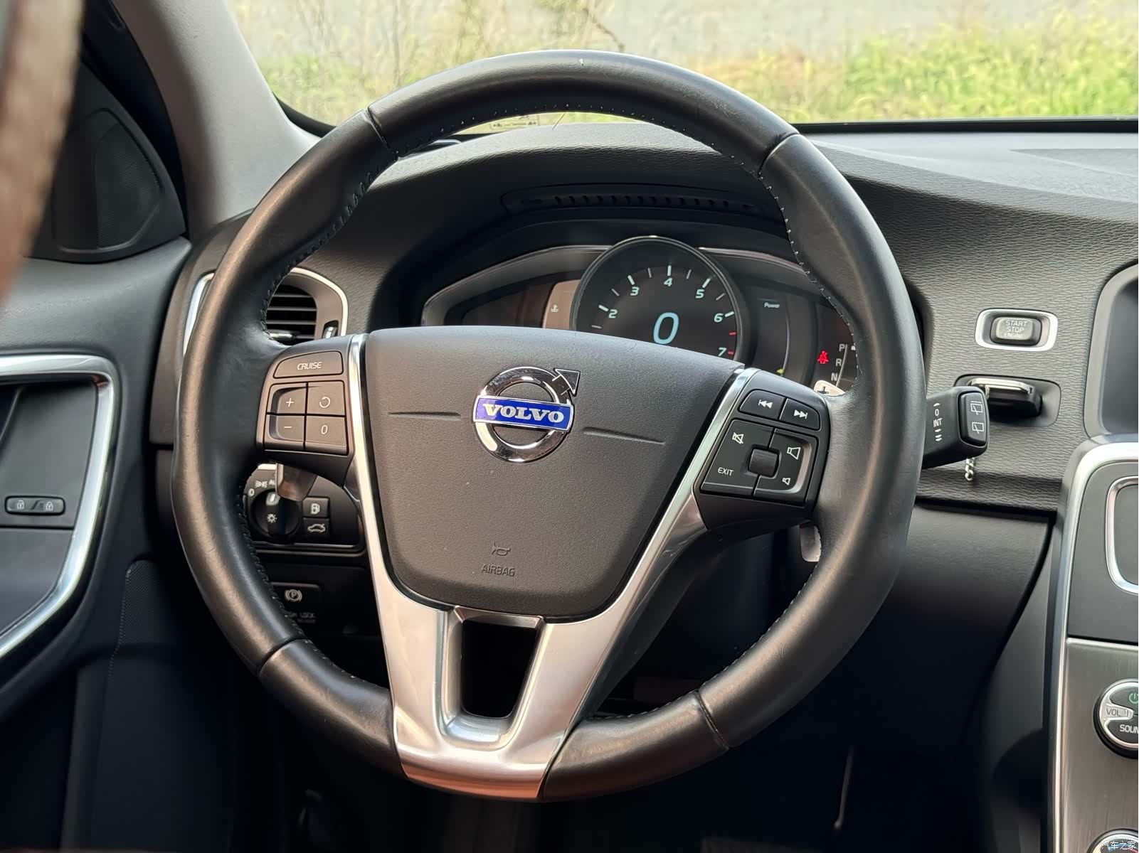 Volvo V60, 2014 10