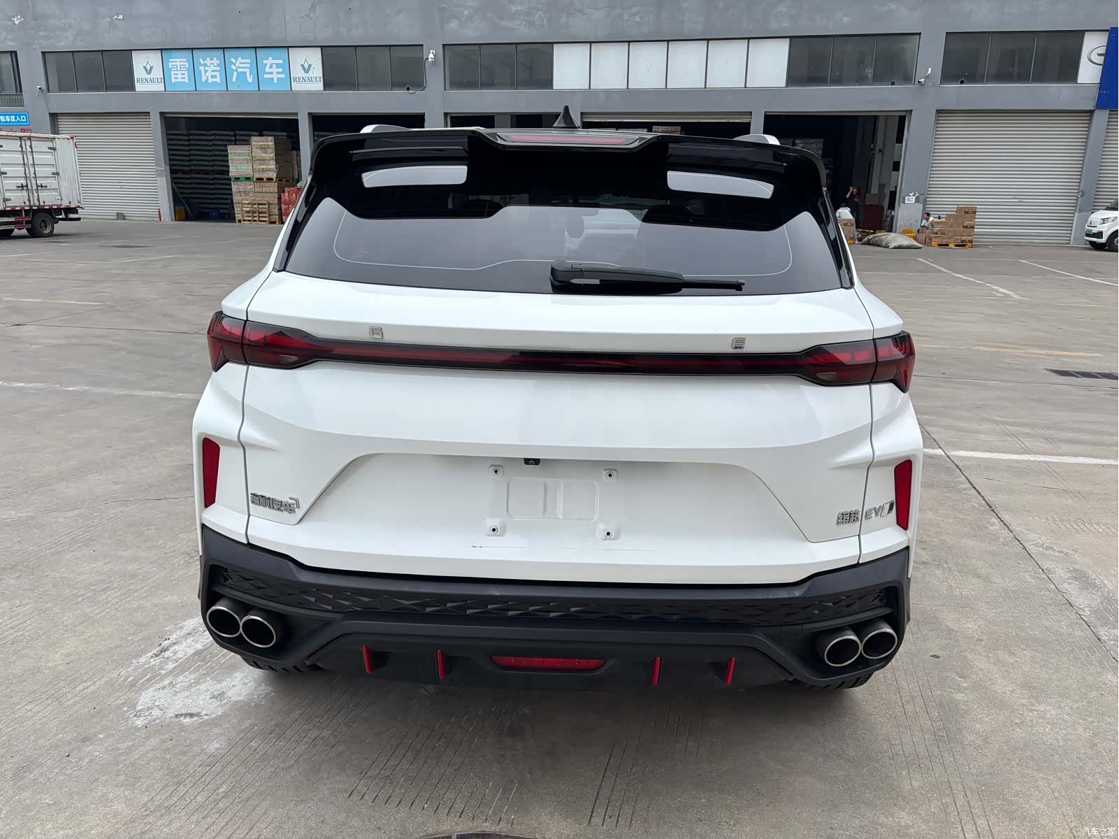 Geely Coolray, 2022 6